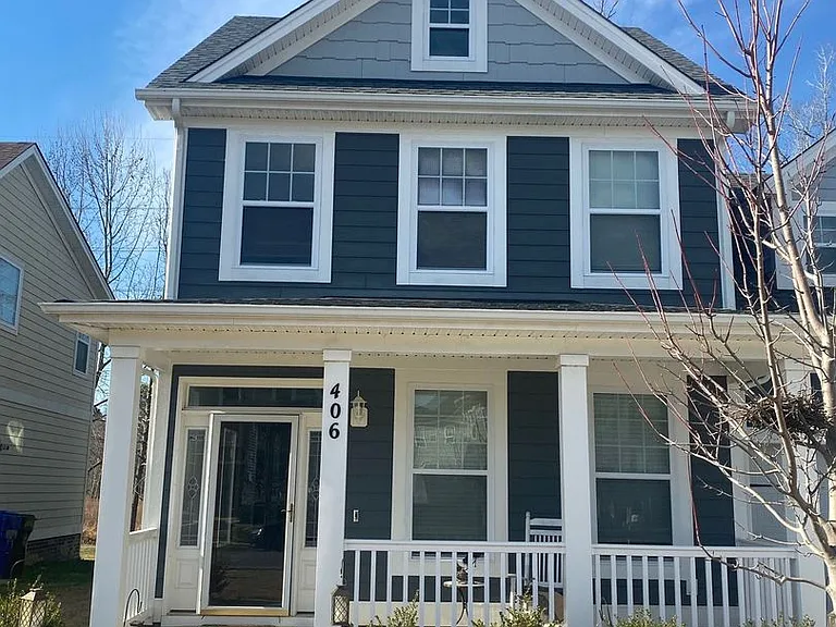 406 Terrywood Dr — Photo 1