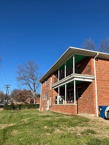 308 Hamlin St #B Photo 1