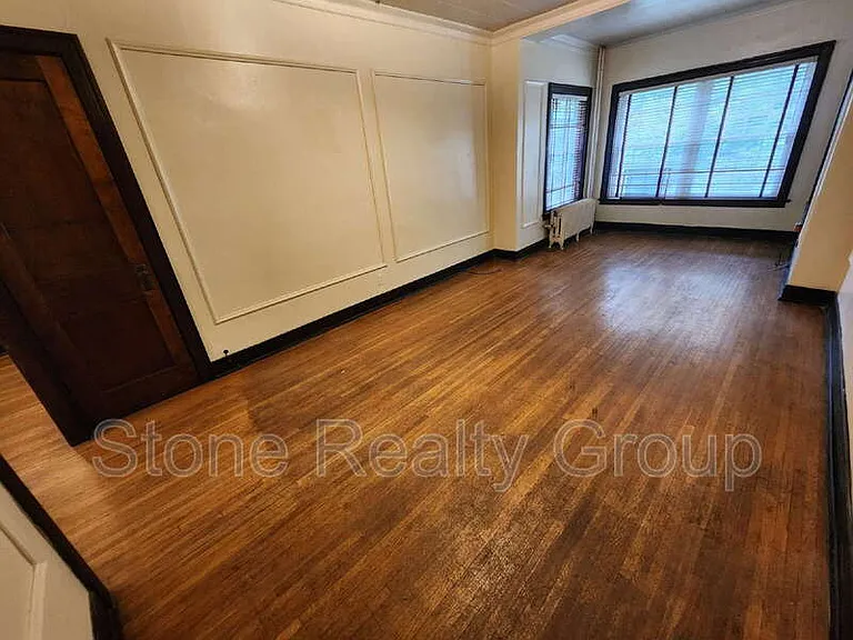 525 S 6th St #7 — Photo 2