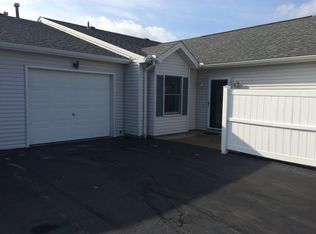 5972 Callaway Cir, Youngstown, OH 44515