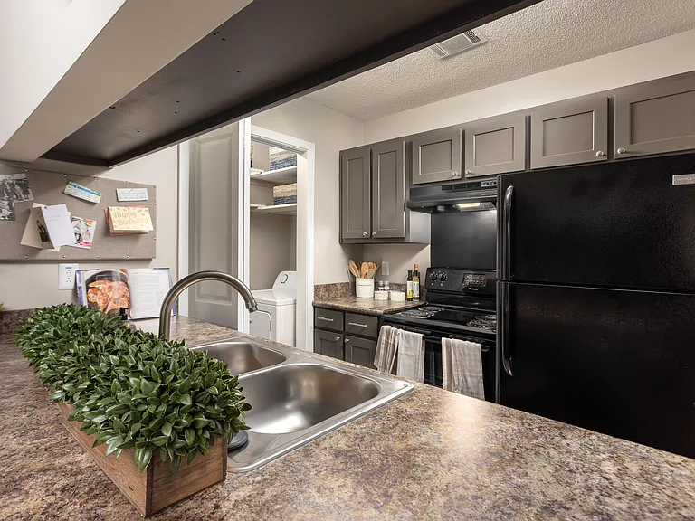 Azure Cove Apartment Homes — Photo 1