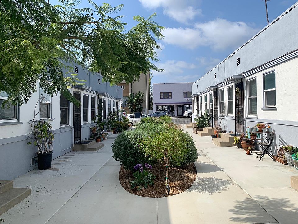 1st image of 2620 Santa Monica Blvd APT 3