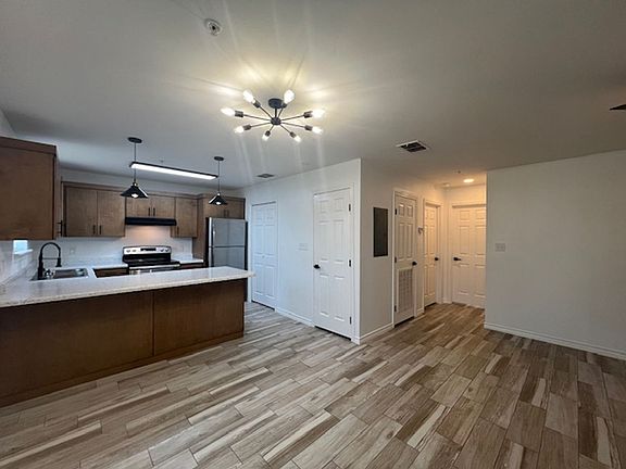 5th image of 2717 N Arkansas Ave #5