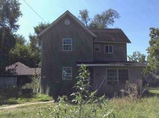 304 W Vine St, Piper City, IL 60959