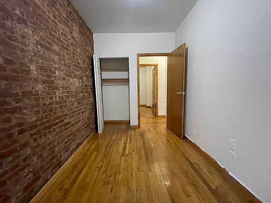 Rented by Best Apartments North Inc | media 30