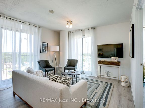 4th image of 100 Bond St E #305