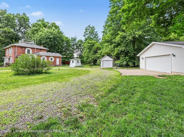 218 N Jackson St, Hanover, MI 49241