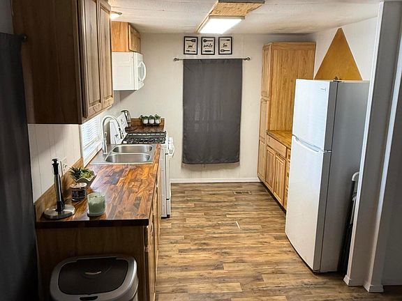 5th image of 852 E Grangeville Boulevard #46