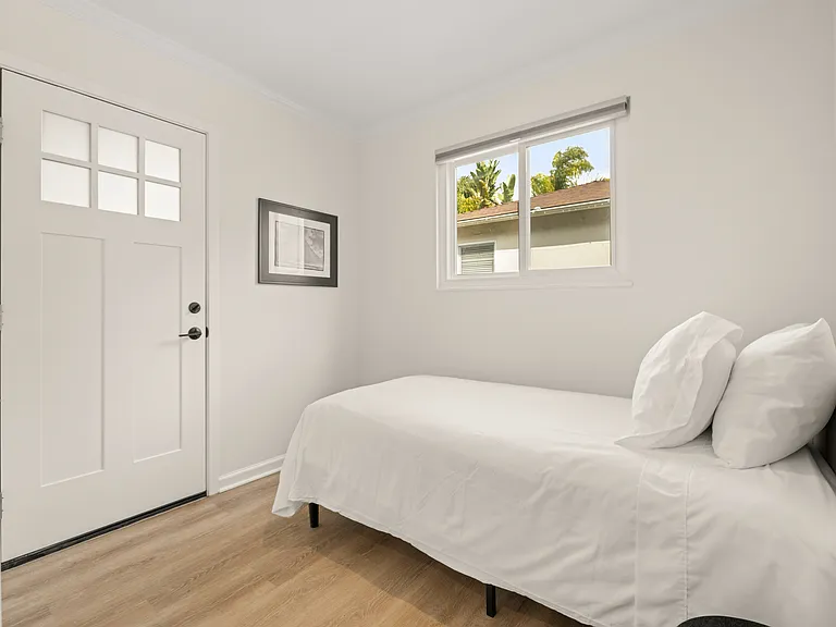 0 W Yanonali St #B — Photo 11