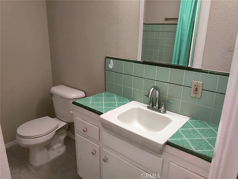 9711 Garibaldi Ave — Photo 6