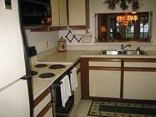 4th image of 103 Pine Hollow Dr #103