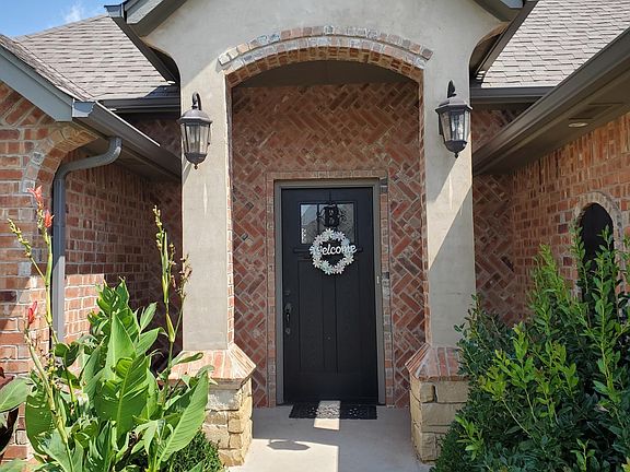 2nd image of 3904 Cedar Pass Dr