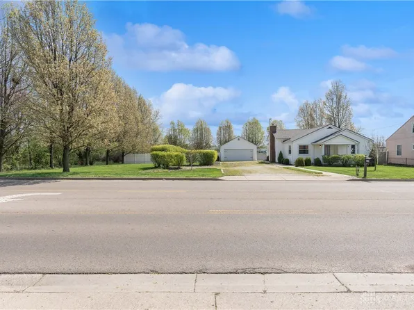 2142 Beaver Valley Rd, Fairborn, OH 45324