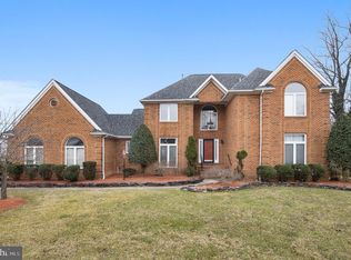 8305 Gullane Ct, Fort Washington, MD 20744