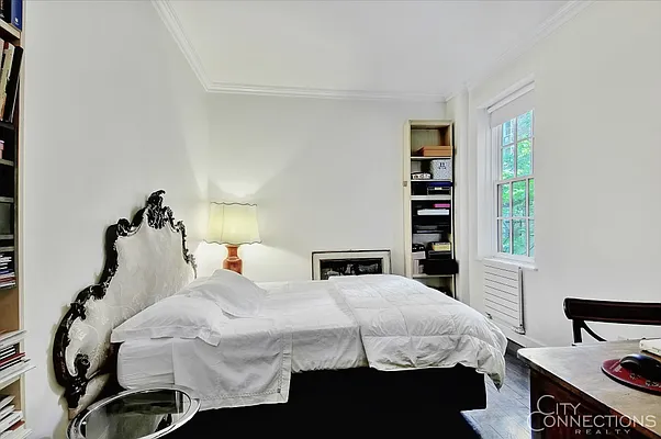 Sold by City Connections Realty | media 17