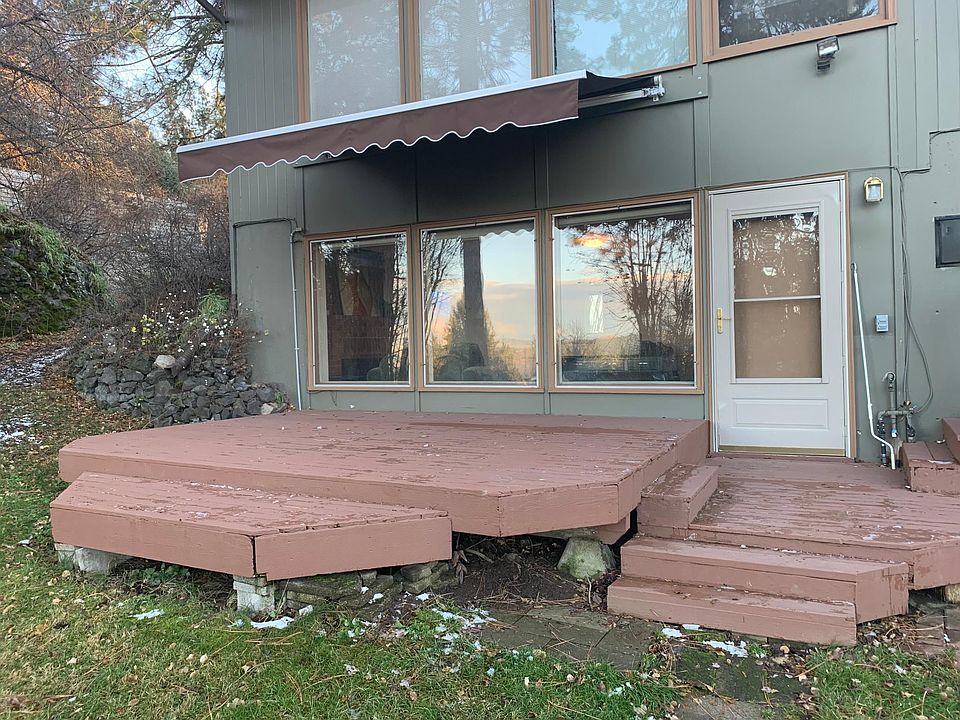 1st image of 3815 E 17th Ave