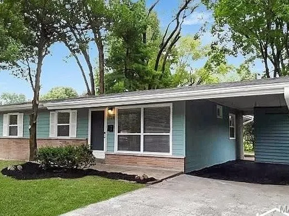 738 Riderwood Dr, Hazelwood, MO 63042