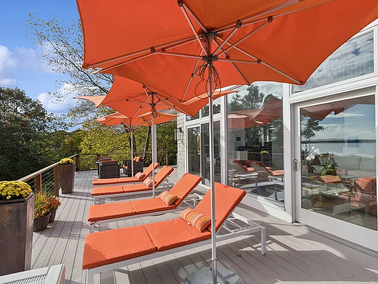 64 Three Mile Harbor Dr — Photo 30