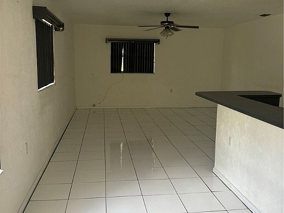 5th image of 3052 Price Ave