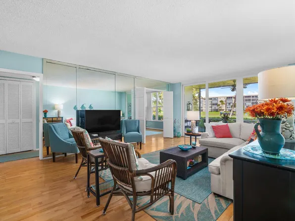 4009 N Cypress Drive #104, Pompano Beach, FL 33069