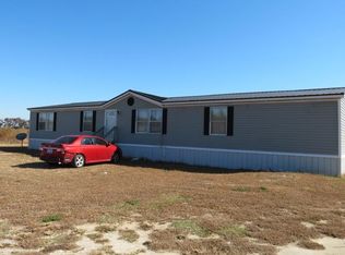 140 McKenzie Rd, Clinton, NC 28328