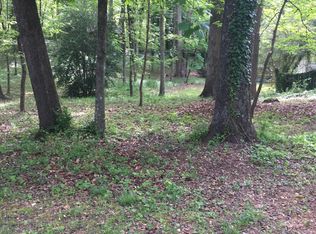 515 Saint Annes Rd, Marietta, GA 30064