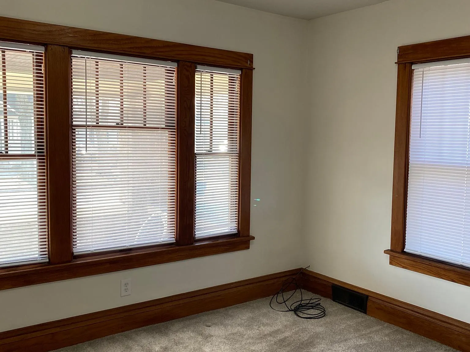 314 W Dale Ave — Photo 4