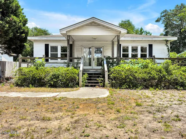 2798 Craven Street SW, Supply, NC 28462