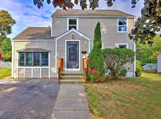 100 Matthew Dr, Stratford, CT 06614
