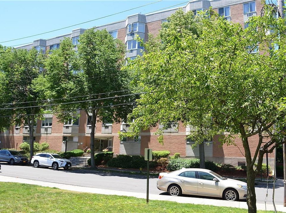 1st image of 14 Nosband Avenue #2K