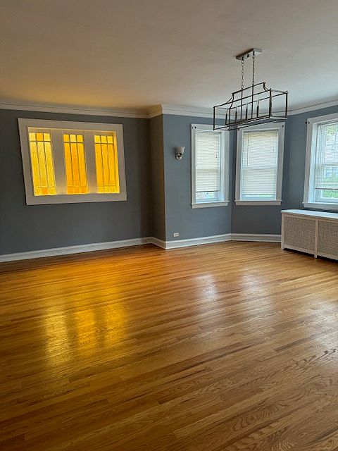 1st image of 6647 N Artesian Ave #1