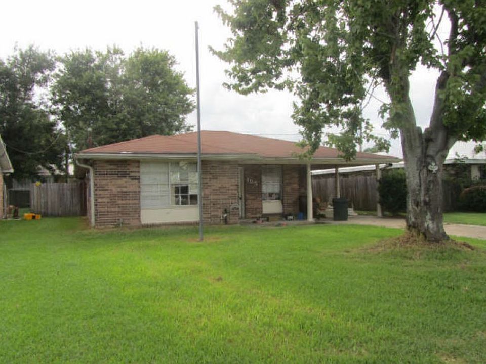 1st image of 155 Dianne Dr
