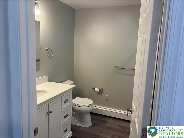4414 Main St — Photo 21