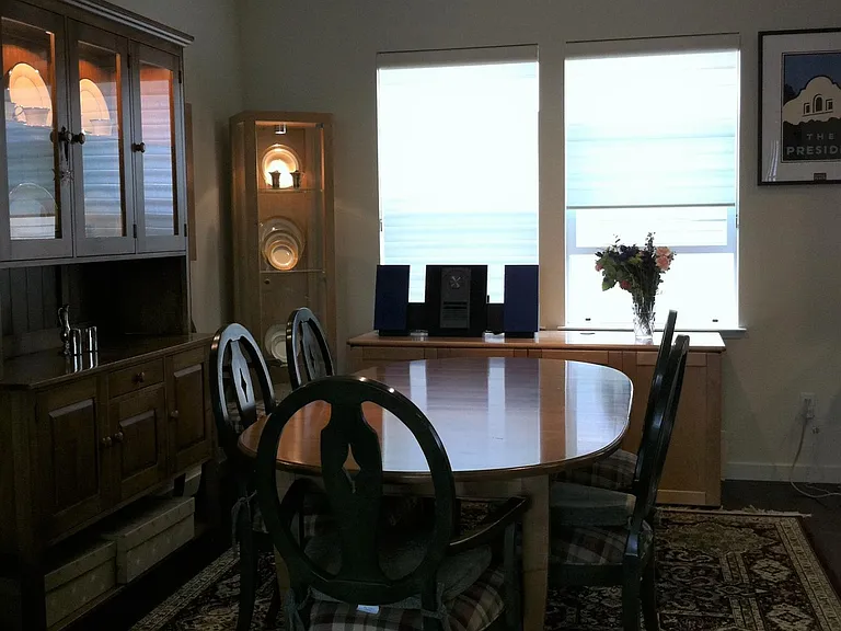 1903 Newbury Dr — Photo 3