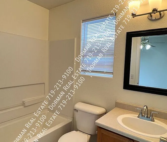 8774 Silver Glen Dr — Photo 10