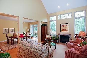 2nd image of 1812 Camden Dr