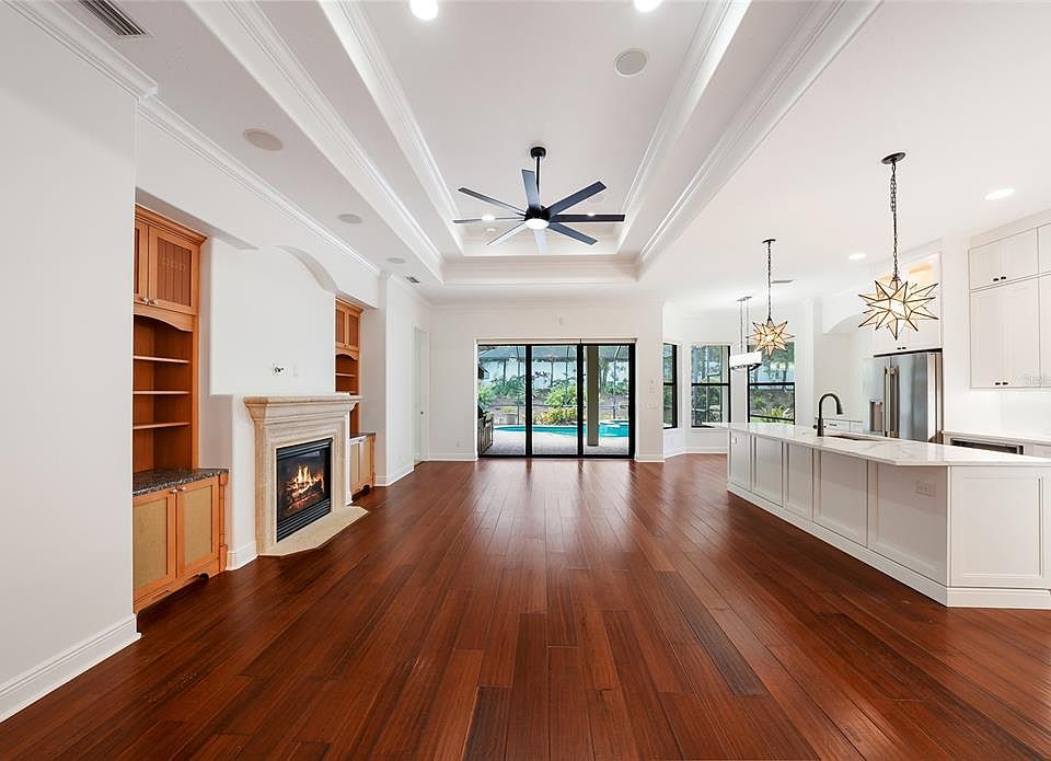 1st image of 15308 HELMSDALE PLACE
