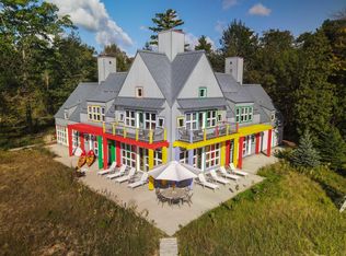 10010 Windpoint Ln, Oostburg, WI 53070