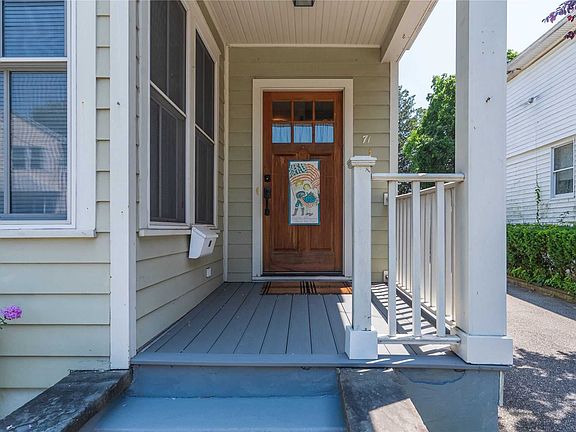 3rd image of 71 Maxwell Ave