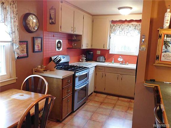 2nd image of 103 Deuro Dr