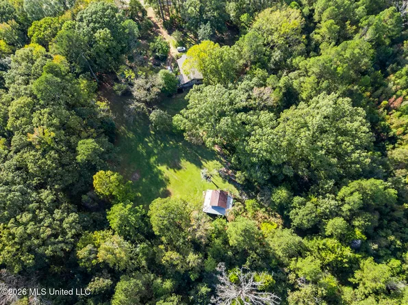 2049 Cleary Rd, Florence, MS 39073