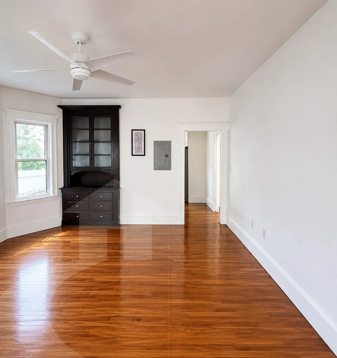 3 bed, 1500 sqft, $3,600 — Photo 3