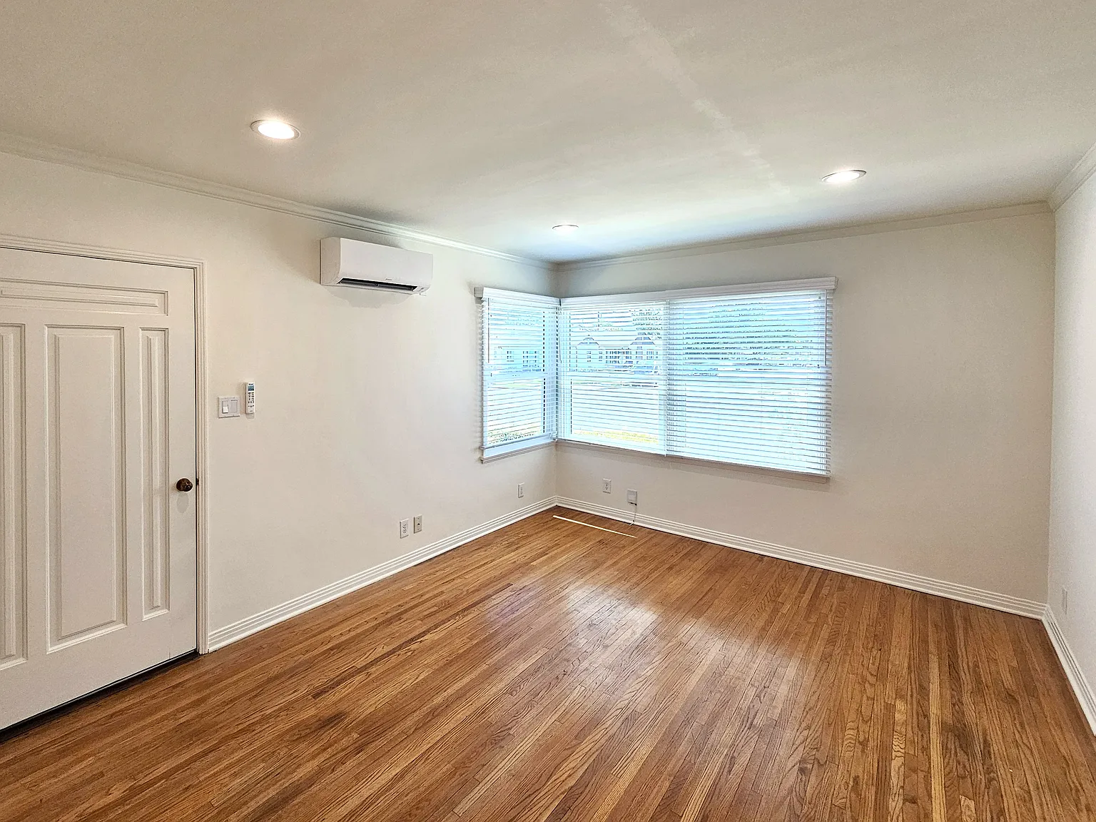 1 bed, 592 sqft, $1,950 — Photo 3