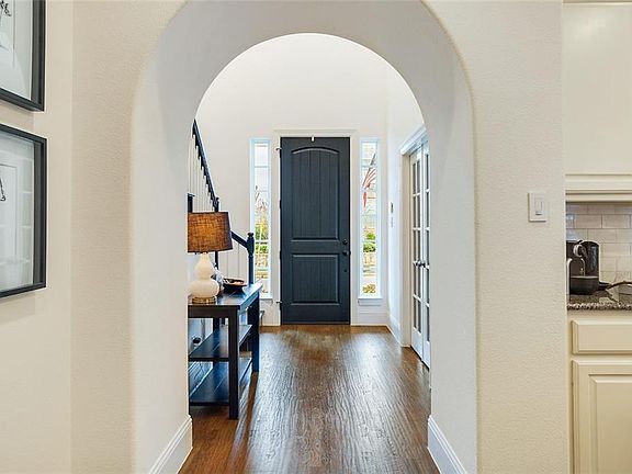 5th image of 4909 Sage Hill Dr