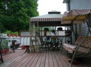 5 Lark Ln, Oak Ridge, NJ 07438