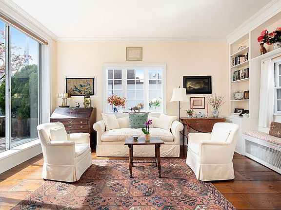 2nd image of 139 E 66th St Penthouse W