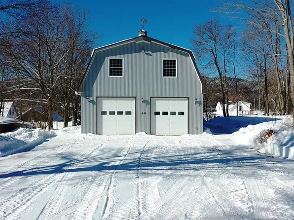 40 N Wiggin Street, Greenville, ME 04441