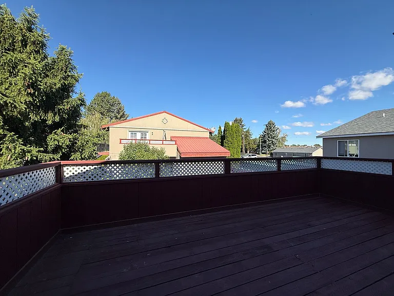 526 S 40th Ave #D — Photo 20