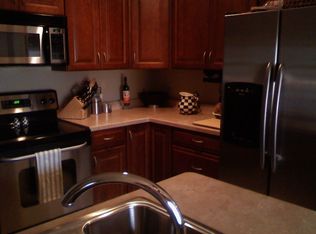 2 Braintree Cres, Penfield, NY 14526