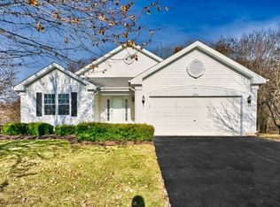 824 Woodhill Ct, Lake Villa, IL 60046